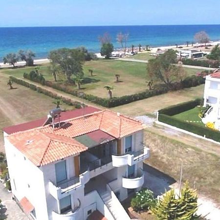 Oxana House Nea Moudania Exterior foto