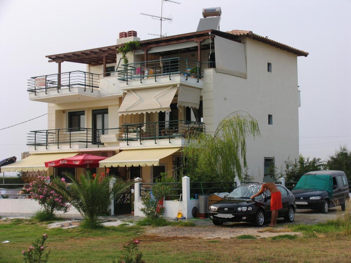 Oxana House Nea Moudania Exterior foto